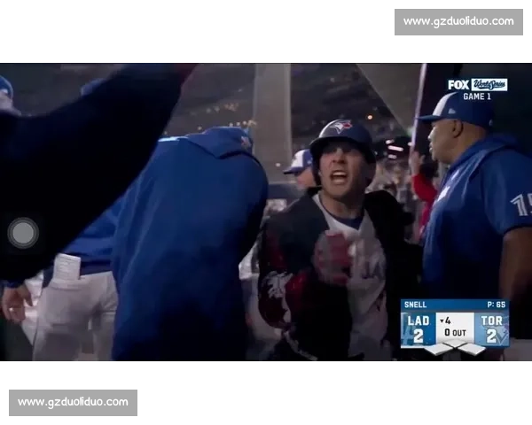 瓦肖两分炮破局！蓝鸟 4 局追平道奇