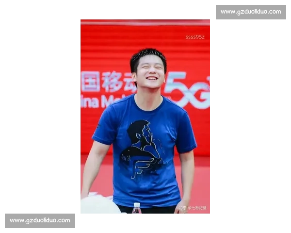 国乒首例！樊振东摘大本钟奖，成杰出华人标杆